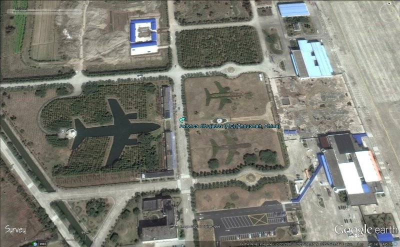 Aviones dibujados - Zhoushan, China 0 - Cabeza de una vaca en el parque Higashimokoto, Japon 🗺️ Foro General de Google Earth