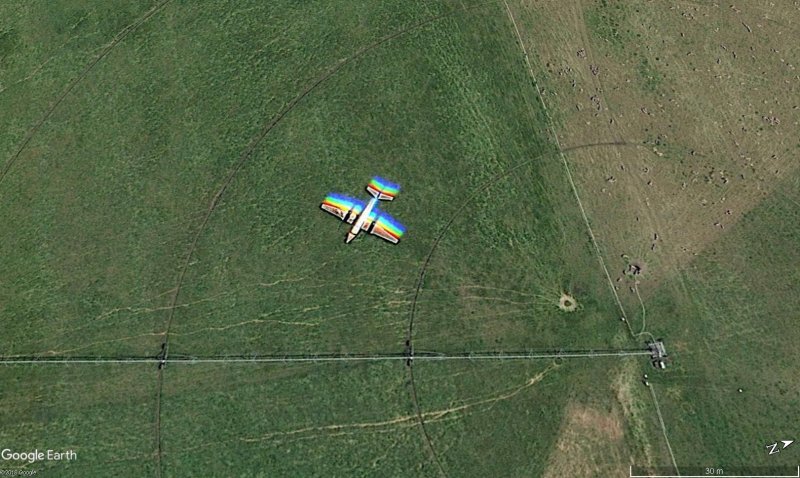 Avioneta, ovejas y pivot - Tasmania 1 - Avioneta con dos sombras cerca de Christchurch 🗺️ Foro General de Google Earth