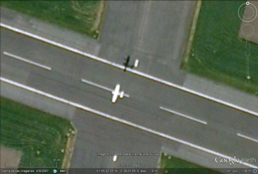 Avioneta sobre la base de Koksijde, Bélgica 0 - Avioneta en Vuelo - Ecuador 🗺️ Foro General de Google Earth