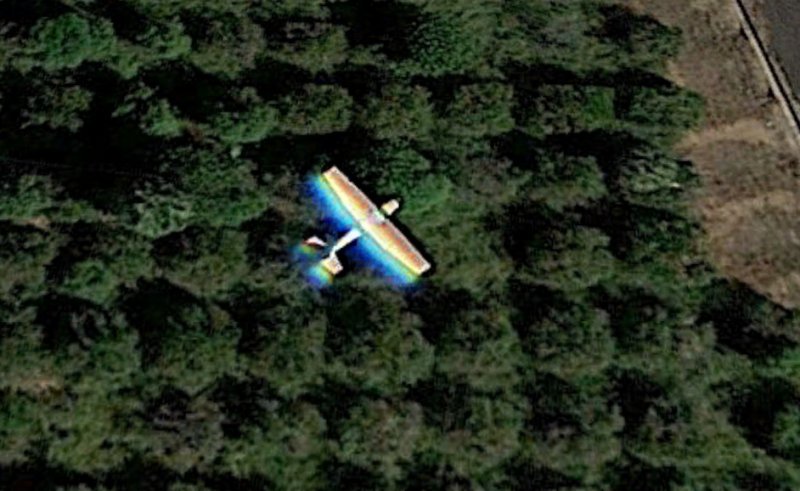 Avioneta volando sobre los campos de Tempe, Arizona 1 - Avioneta volando en el oeste de Canada 🗺️ Foro General de Google Earth