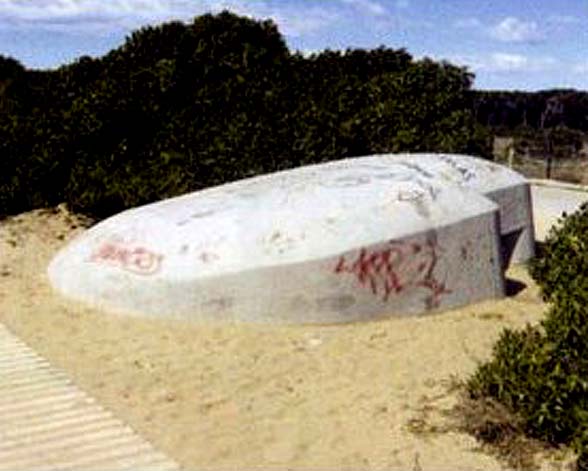 Bunker en la playa del Prat 1