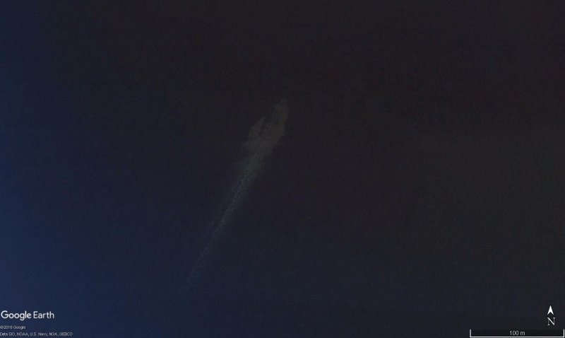 Barco fantasma en Estrómboli, Italia 0 - Barcos Fantasma en Singapur 🗺️ Foro General de Google Earth