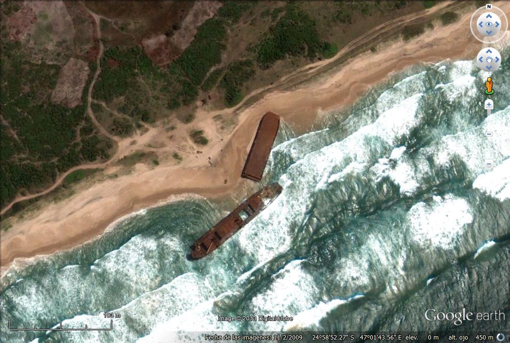 Barco Hundido en Fort Dauphin - Madagascar 🗺️ Foro Fotos Terrestres y Streetview 1