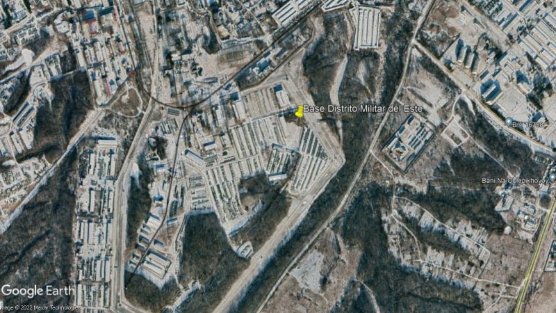 Base Distrito Militar del Este, Siberia, Rusia 1 - 2 tanques en Lowe Army Heliport 🗺️ Foro Belico y Militar