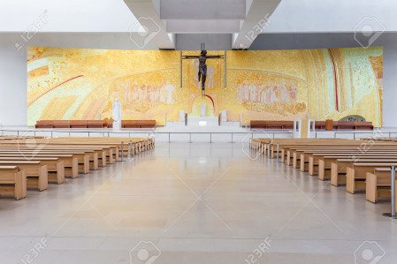 Basilica de la Santisima Trinidad, Fatima, Portugal 0