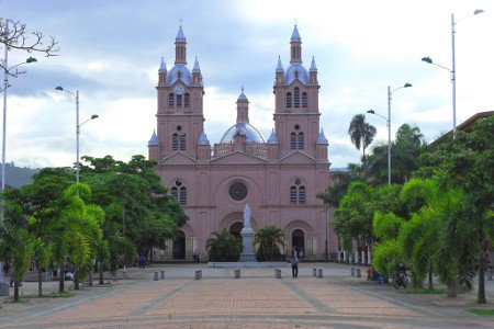 Basilica Del Señor de los Milagros, Buga, Colombia 1