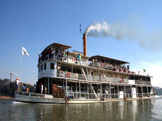 Benjamim Guimarães Paddle Steamer, Brasil 0 - Mark Twain Riverboat (Disney) - USA 🗺️ Foro General de Google Earth