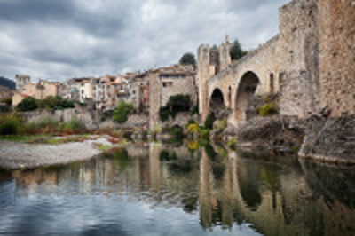 Besalú, Girona, Catalunya (Foto 2)