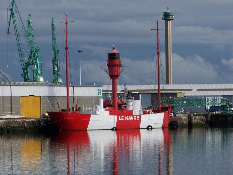 BF 3 (Bateau-Feu 3) o Le Havre III Ahora BARCO MUSEO 0