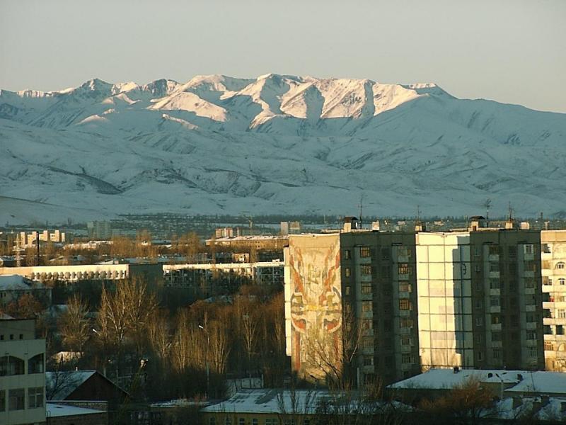 Aereopuerto de Bishkek, Kirguistan 0