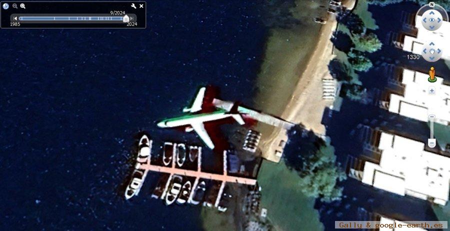 BOING cerca de Laconia Municipal Airport, USA 1