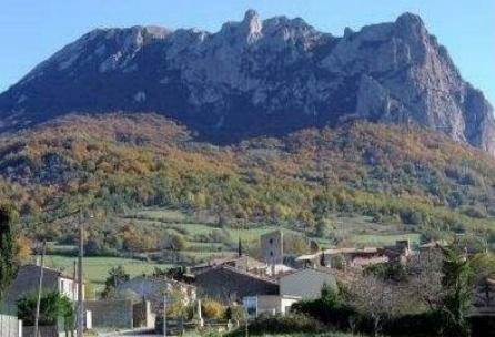 Bugarach,  Languedoc-Roussillon, Francia 1