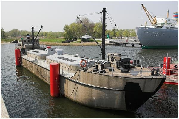 Barco museo CAPELLA, puerto de Rostock, Alemania 1 - S.S. Emile N. Vidal 🗺️ Foro General de Google Earth