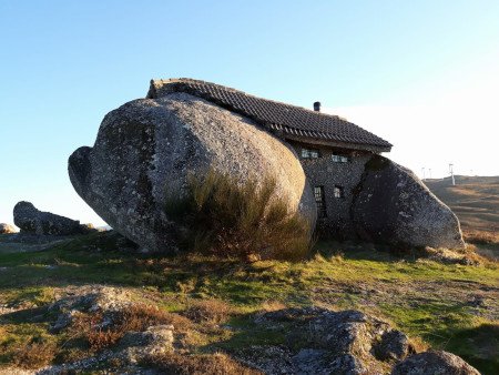 Casa do Penedo, Rua Rally de Portugal, Fafe, Portugal 🗺️ Foro Europa 0