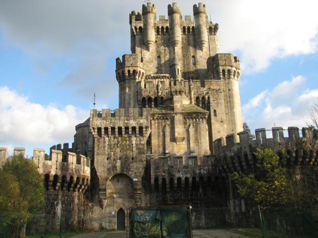 El castillo de Butrón en venta. 0