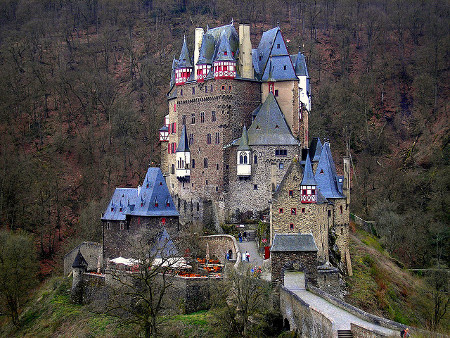 Castillo de Eltz, Münstermaifeld, Alemania 0