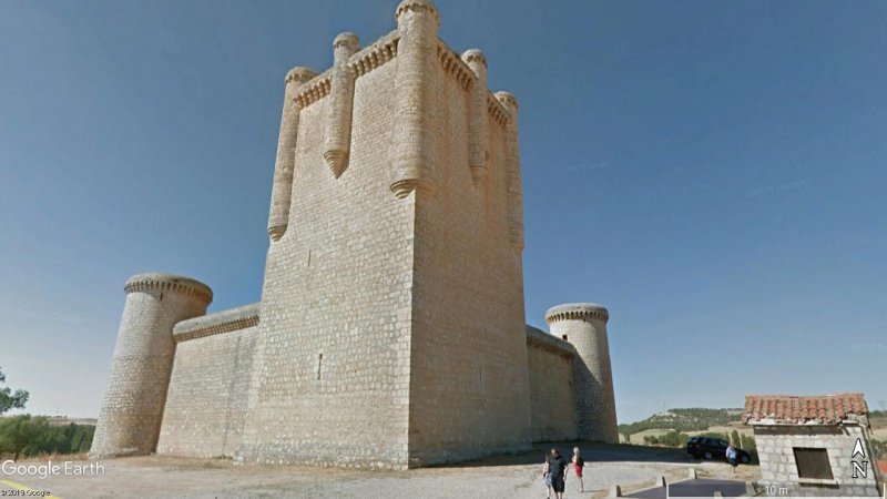 Castillo de Torrelobatón, Valladolid, Castilla y León 2 - Castillo de Belmonte y Combate Medieval 🗺️ Foro Belico y Militar