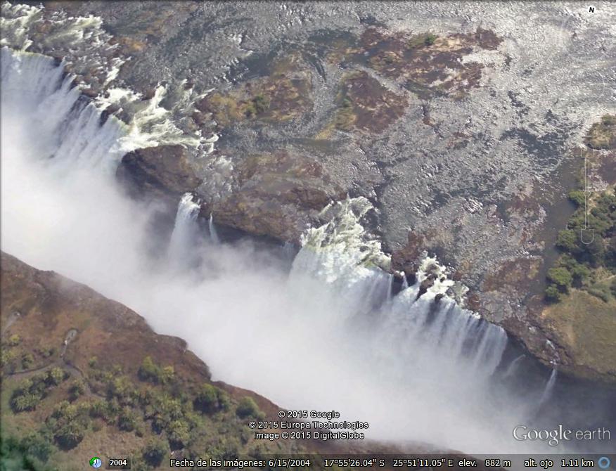 Cataratas Victoria en Alta resolucion 1 - Sombra del avión de Google Earth en Africa 🗺️ Foros de Google Earth y Maps