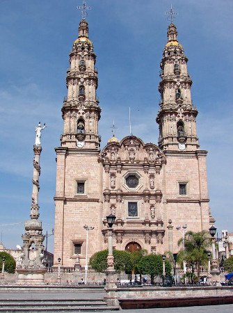 Catedral Basílica de San Juan de Los Lagos, Jalisco, México 1