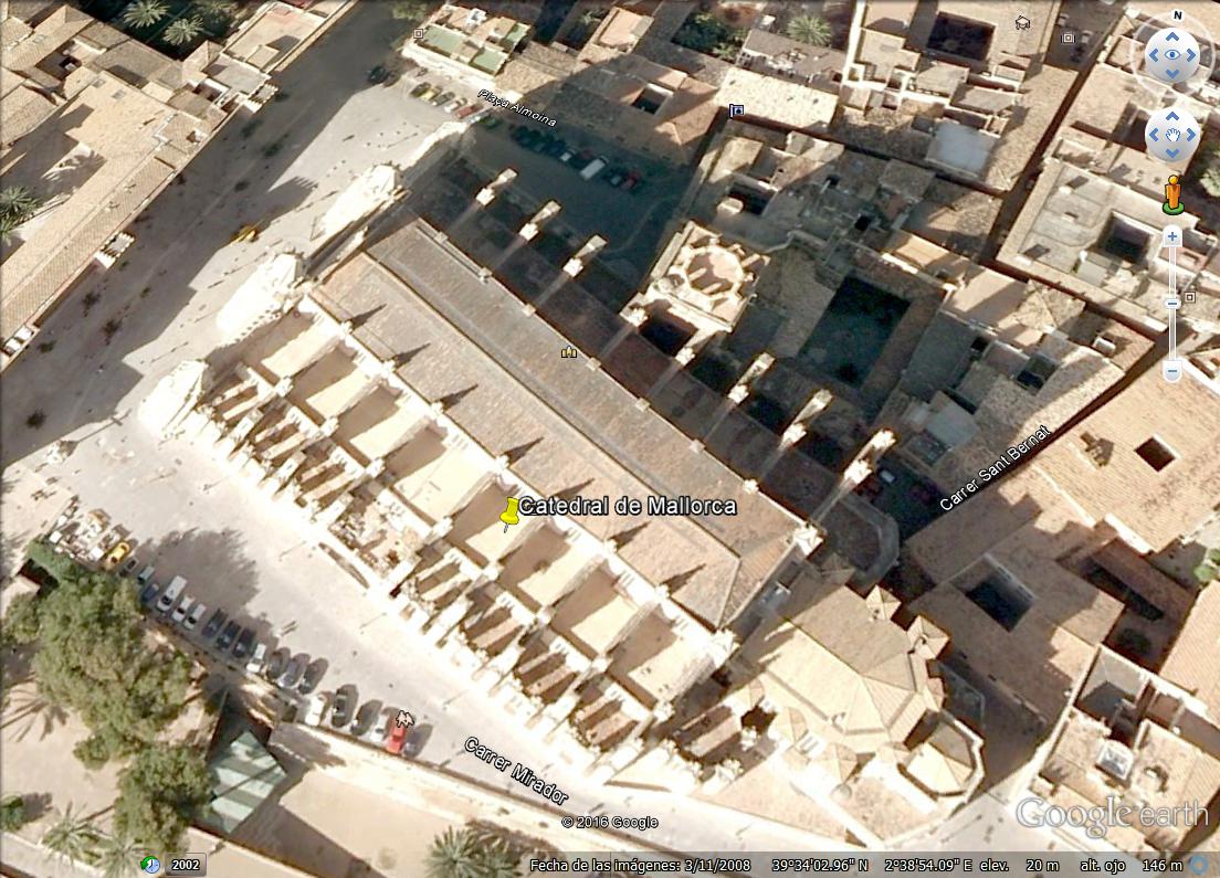 Catedral de Mallorca 0 - Piscinas con vivos colores en la Costa Oeste de USA 🗺️ Foro General de Google Earth