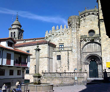 catedral de Plaza San Martín, Ourense, Galicia 0