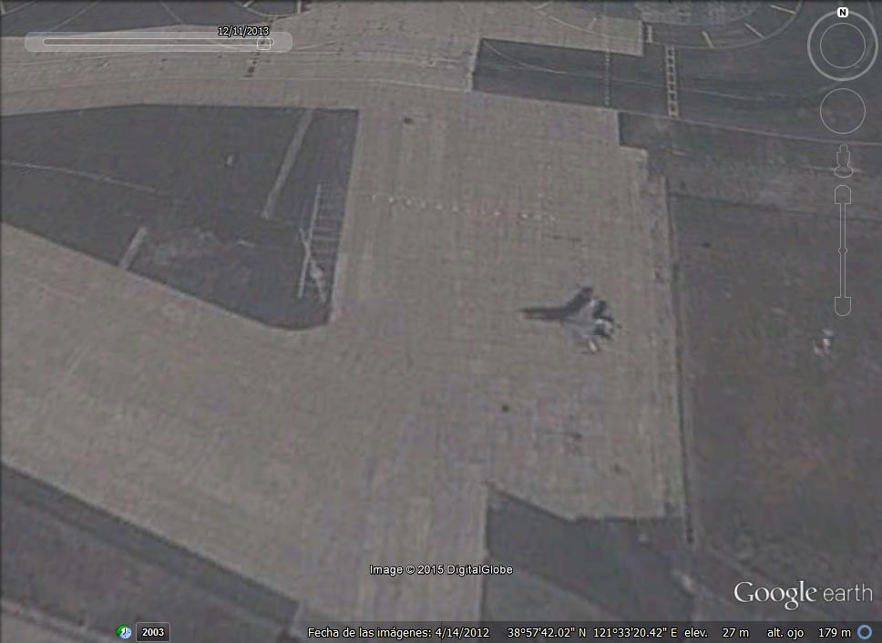 Caza chino - no identificado - Dalian 1 - WB-57, el alas anchas - Avion de la Nasa 🗺️ Foro Belico y Militar