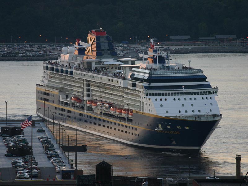 Grandes Cruceros Turisticos 0 - Barco Carbonifero Sta Marta Colombia 🗺️ Foro General de Google Earth