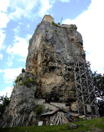 Columna Katshki, Katshk, Georgia 🗺️ Foro Europa 0