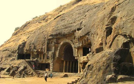 Cuevas de Bhaja, Maharashtra, India 0