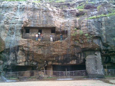 Cuevas de Karla, Maharastra, India 0