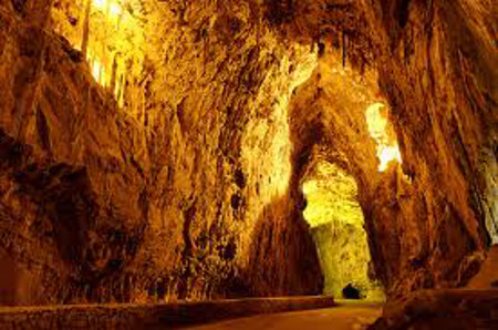 Cuevas del Agua, Ribadesella, Asturias 1