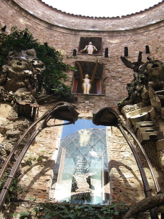 Museo Dalí, Figueres, Girona 2