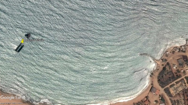 DENISSE MARIE encallado en Cabo San Roman 0 - MV Jernas, barco abandonado en Omán 🗺️ Foro General de Google Earth