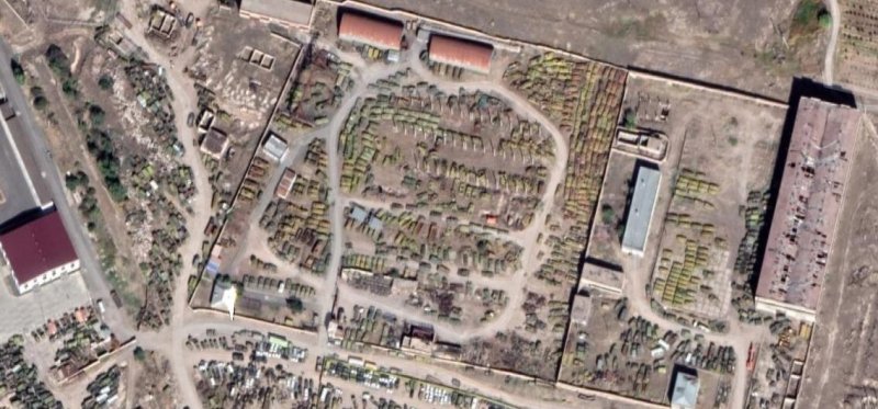 Deposito de Tanques en Yeghvard, Armenia 2 - Cementerio de tanques Asmara, Eritrea 🗺️ Foro Belico y Militar