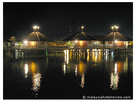 hotel Dragon Inn Floating Resort, Malasia 2