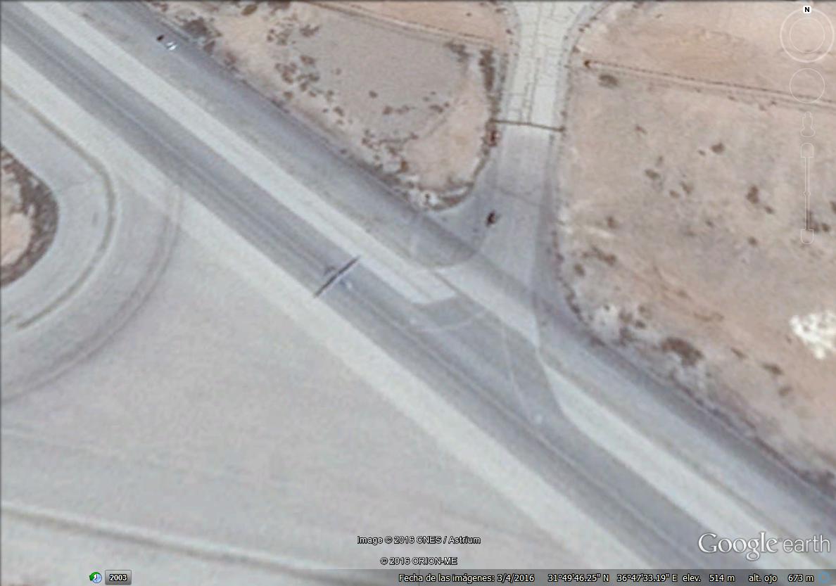 dron intentando escapar en muwaffaq air base, jordania 2016.jpg