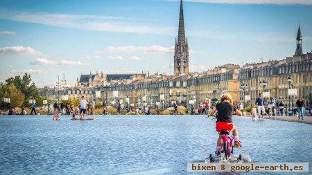 El Espejo de Agua, Place de la Bourse, Burdeos, Francia 0