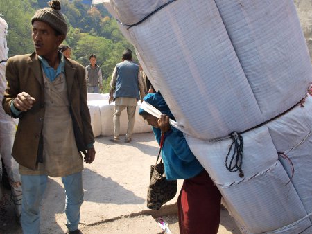 El Puente y la Carretera de la Amistad, entre Nepal y China 0