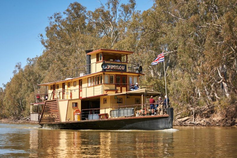 Emmylou, Paddle Steamer, Australia 0