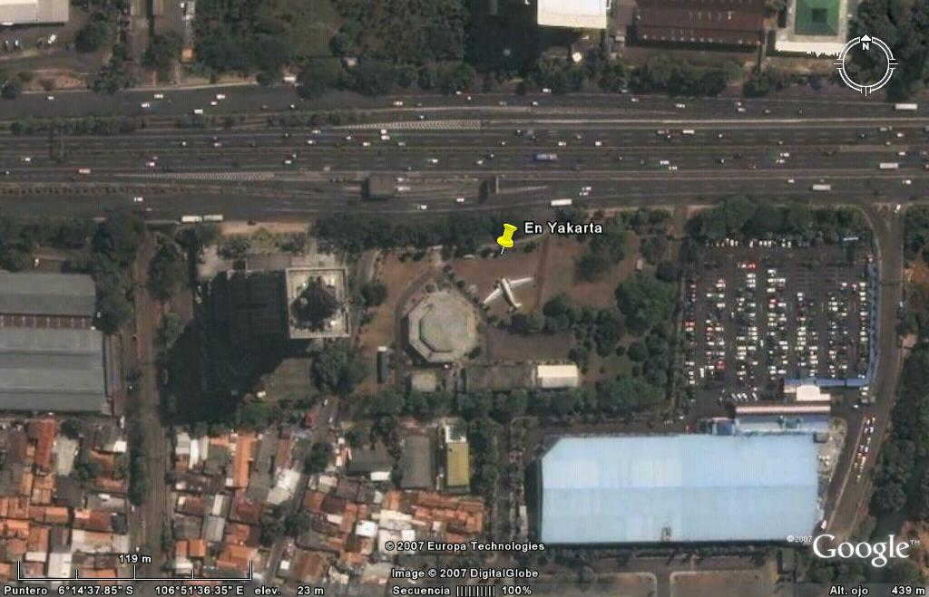 AVION ENCIMA DE AUTOPISTA 🗺️ Foro General de Google Earth 0