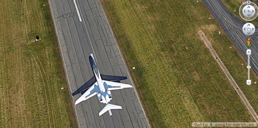 Encontrado el Hermoso Avión del Foro 1