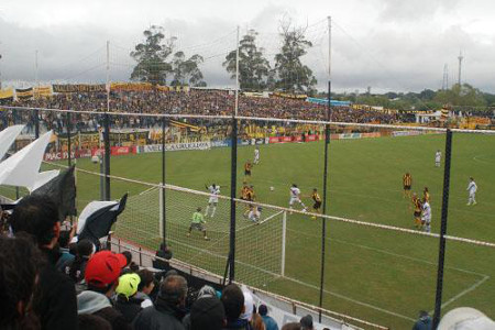 Estadio Jardines del Hipódromo, Montevideo, Uruguay 0