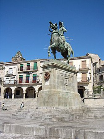 Estatua de Pizarro, Trujillo, Cáceres, Extremadura 0