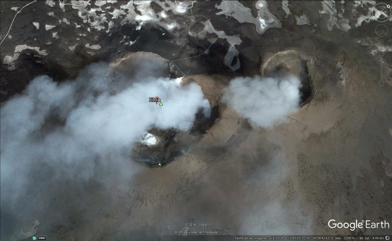 El Volcan Etna ha entrado en Erupción 1