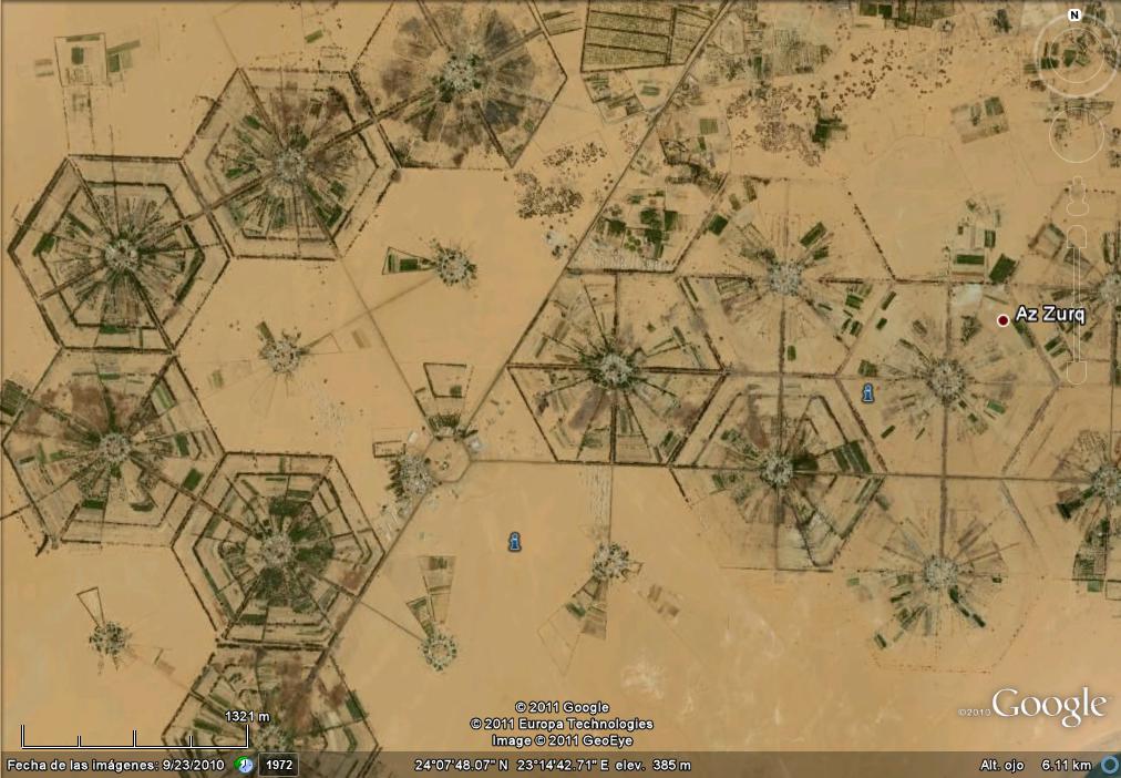 Hexagonos en el desierto -Libia 1 - Huellas de Tractor... No, Glaciar en la Antartida 🗺️ Foro General de Google Earth