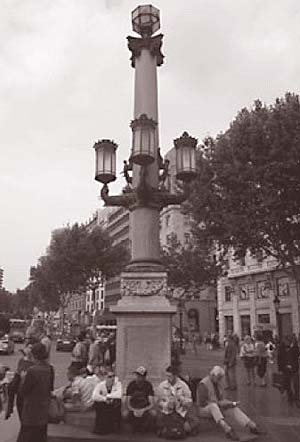 Farola rostrata barcelonesa 0