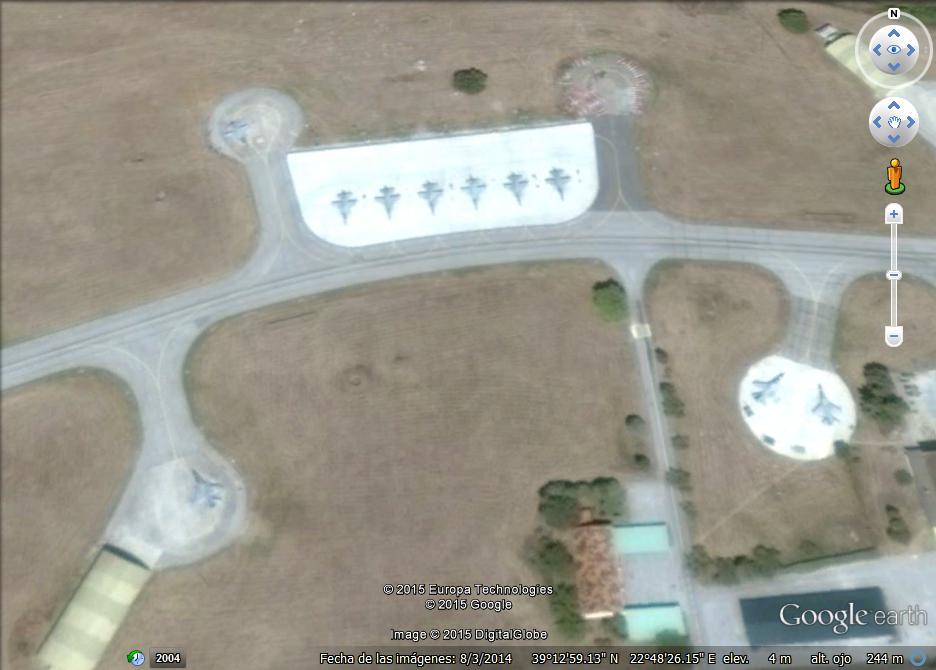 F16 en la base de Nea Anchialos - Grecia 1 - Avion militar no identificado en Djibuti (¿prototipo?) 🗺️ Foro Belico y Militar