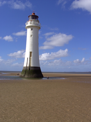 Faro Puerto de Liverpool 1