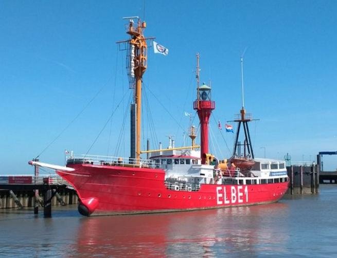 Feuerschiff ELBE 1 -Cuxhaven (Alemania) 0 - Motorfyrskib no. I o HORNS REV, Esbjerg, Dinamarca 🗺️ Foro General de Google Earth