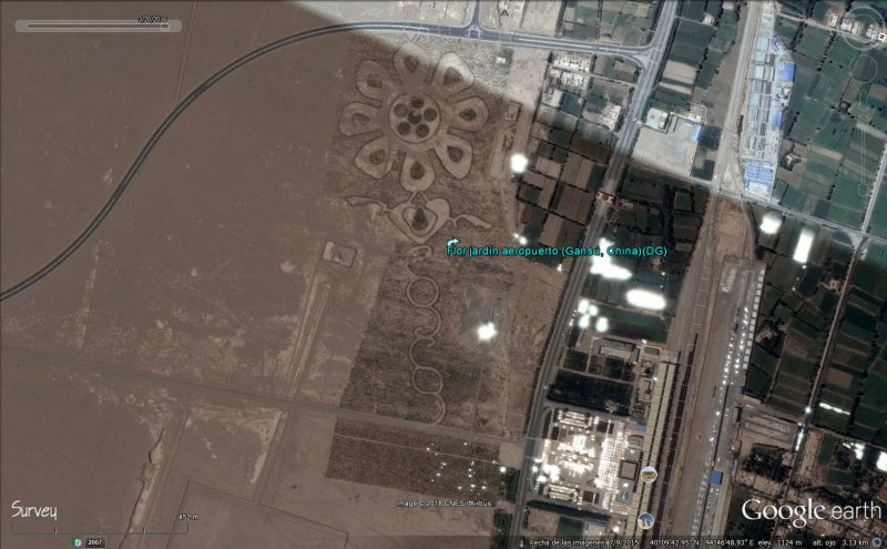 Flor jardín aeropuerto (Gansú, China) 0 - Destruyen un retrato de Ocalan en el monte Darmik - Siria 🗺️ Foro General de Google Earth